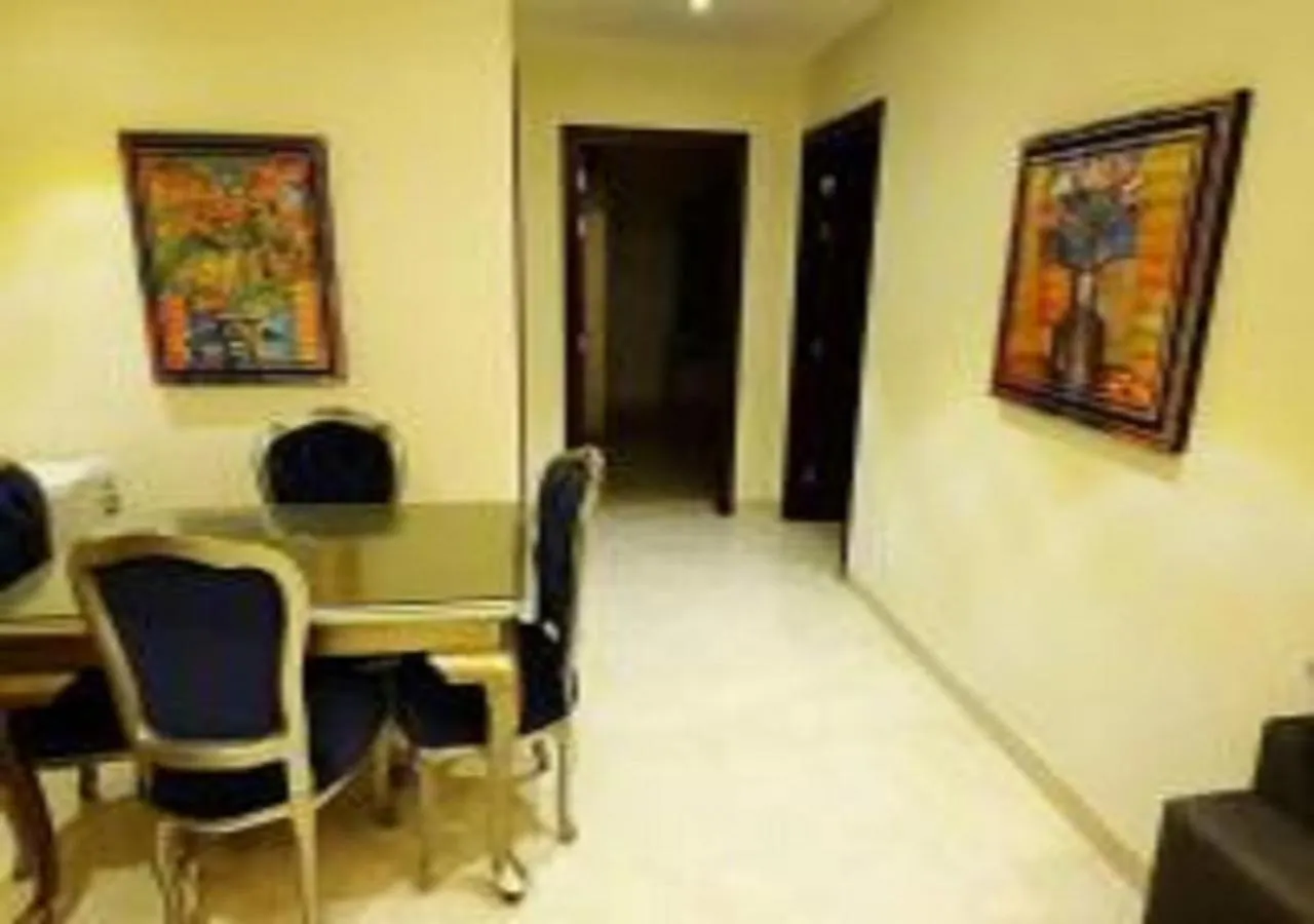 فندق الوردة الزرقاء للوحدات السكنيه - The Blue Rose Hotel 吉达